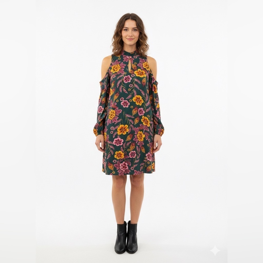 Everly Green Floral Cold Shoulder Dress Size S